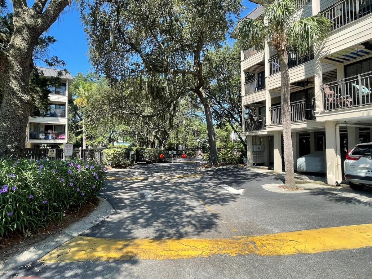 Coastal Getaway Oceanview Condo In Hilton Head ヒルトンヘッドアイランド エクステリア 写真