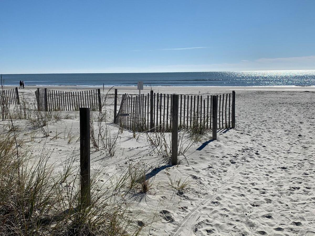 Coastal Getaway Oceanview Condo In Hilton Head ヒルトンヘッドアイランド エクステリア 写真